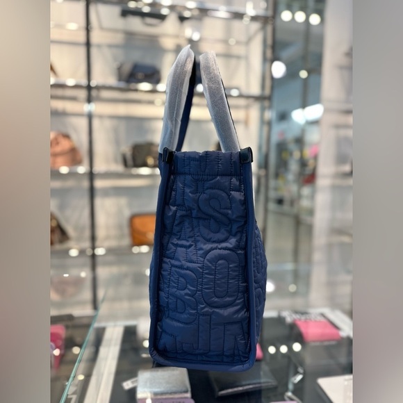 NWT! NEW! Marc Jacobs Jumbo Logo Nylon Quilted Tote Bag - Navy Blue - Picture 3 of 11